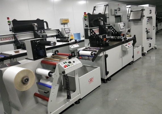 Reel-to-Reel-Etikettendruckmaschine